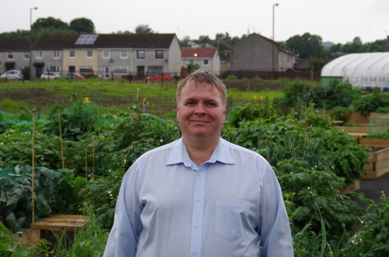 Stirling Labour select local councillor Chris Kane to contest the 2021 ...